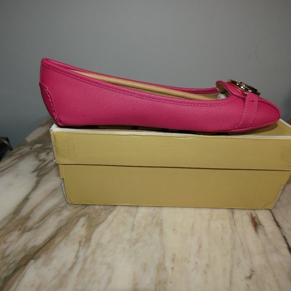 Michael Kors Women's Fulton Moccasin Carmine Pink Gold Logo 7 - Picture 6 of 14